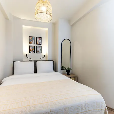 Mariposa Taksim 4*
