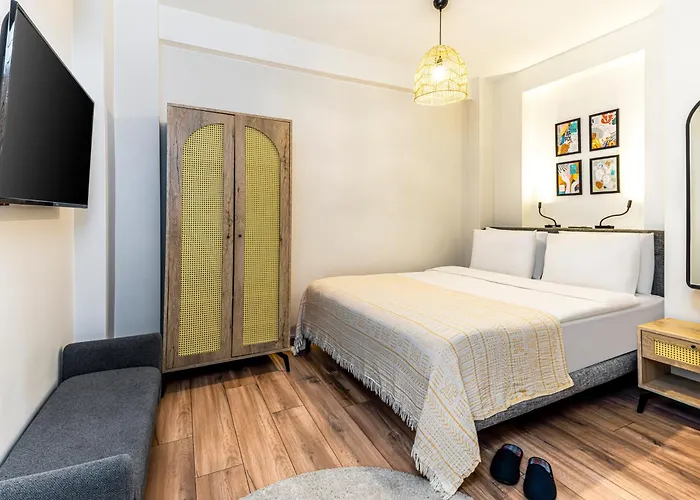 アパートホテル Mariposa Taksim 4*