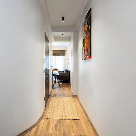 Mariposa Taksim Aparthotel 4*